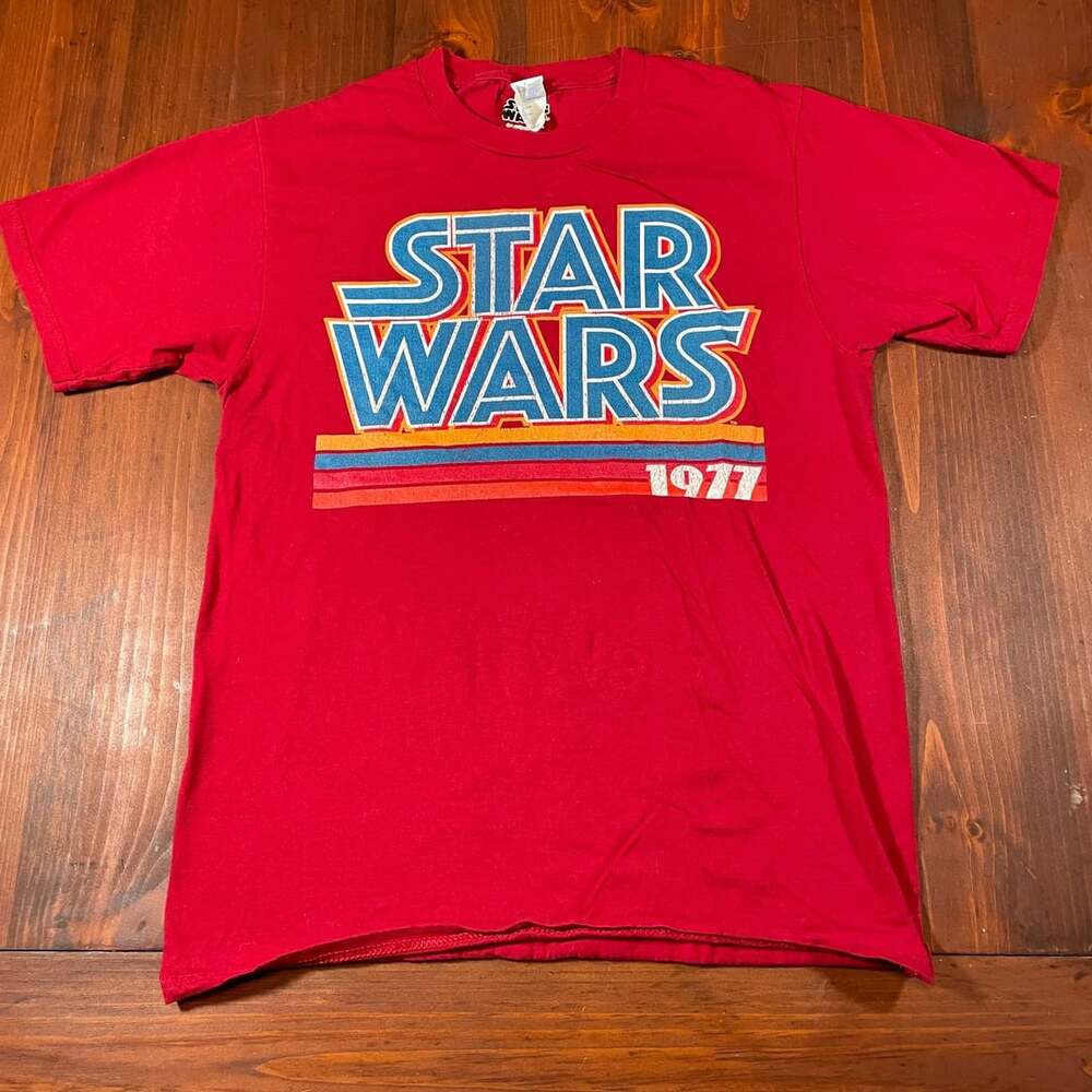 Port & Company Star Wars 1977 T-Shirt Small Red Retro Logo